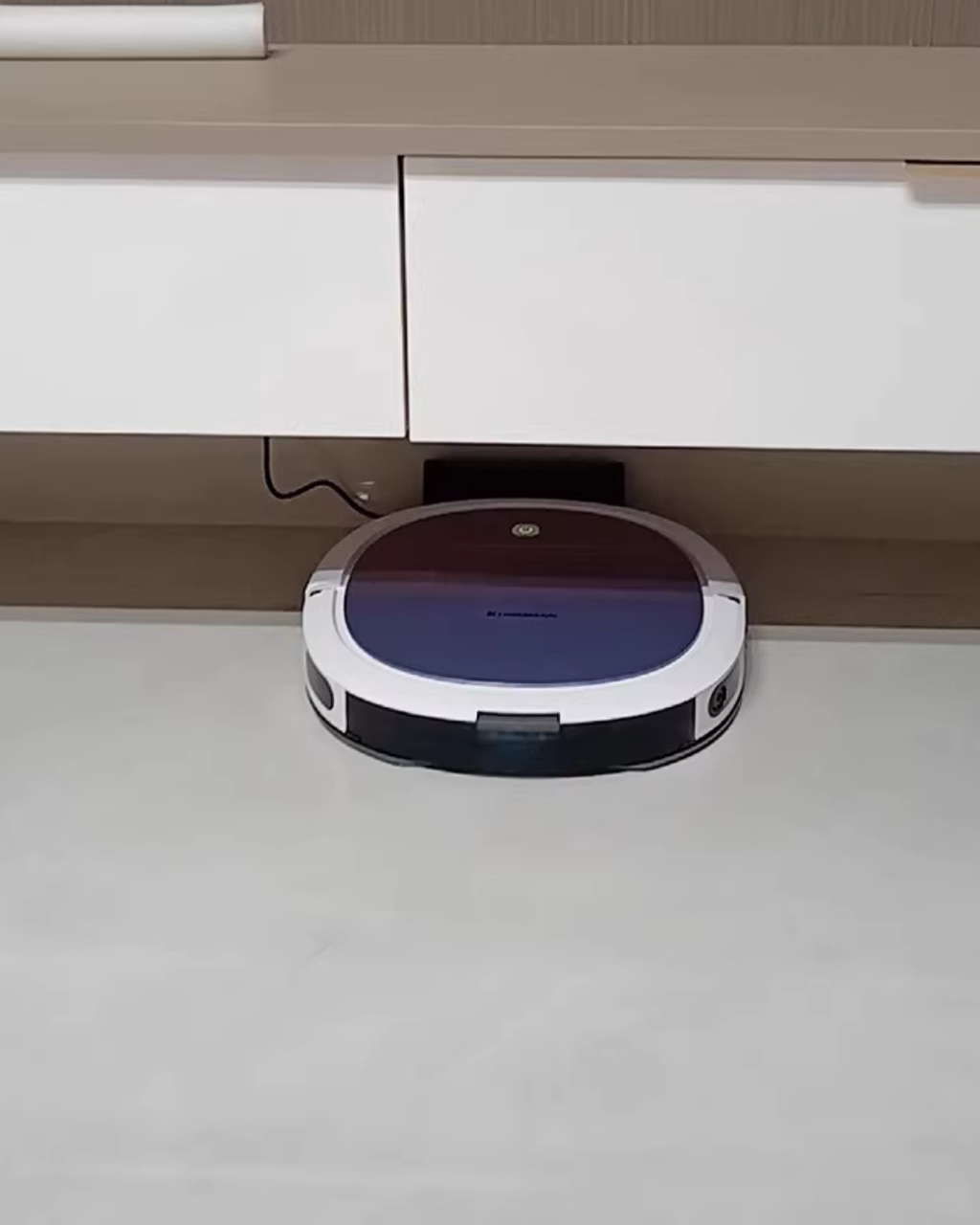 K196 Smart Robot Vacuum & Mop for Modern Homes