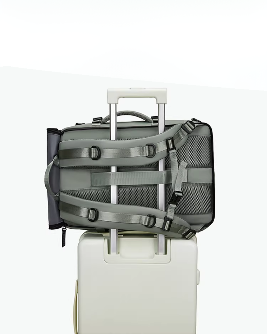 Large-Capacity Travel Backpack – Water-Resistant with Laptop Compartment