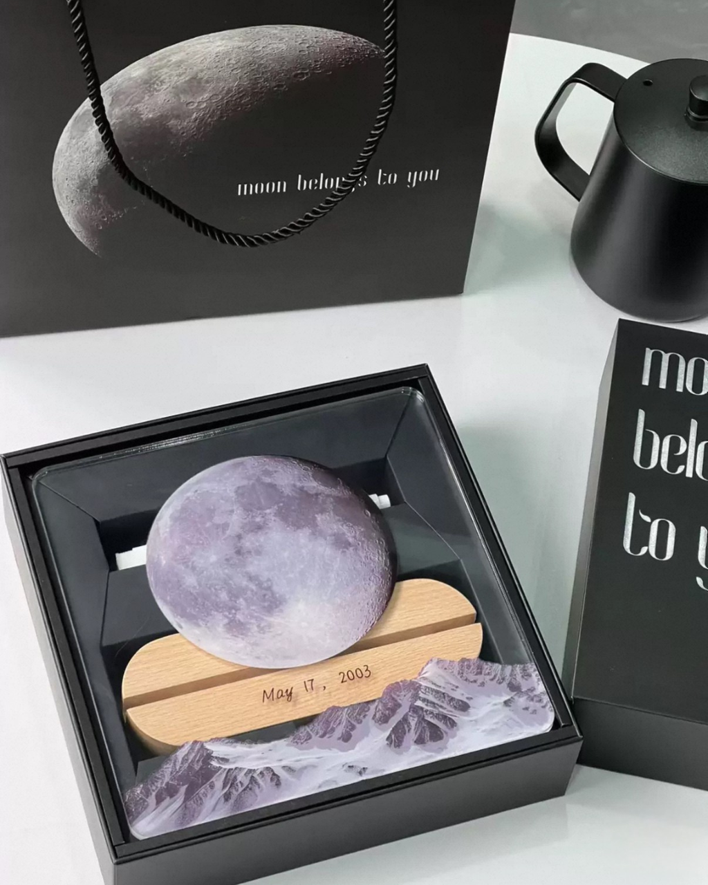 Personalized Illuminated Moon Phase Frame – Custom Name & Date Gift for Couples, Family & Friends