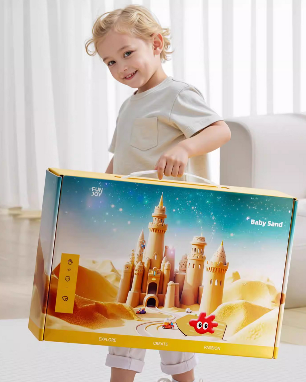 Floating Space Sand Playset – Reusable, Moldable Fun for Kids 3+