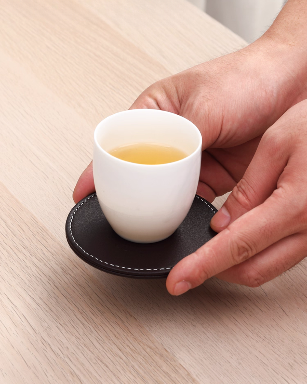 Premium Leather Coaster Set – Noise-Reducing & Heat-Resistant