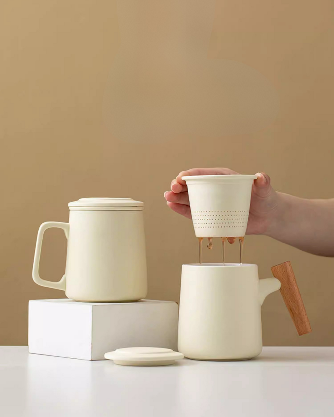 Elegant Porcelain Tea Infuser Mug for Daily Rituals & Home Office