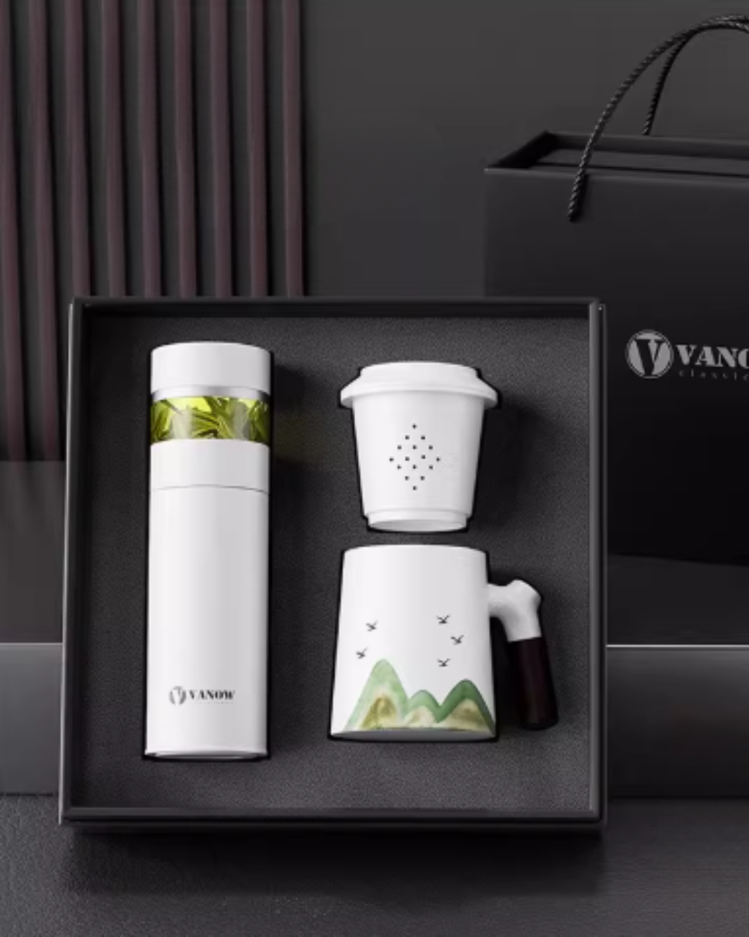 Smart Tea Infuser Thermos Gift Set with Temperature Display （Optional custom engraving）