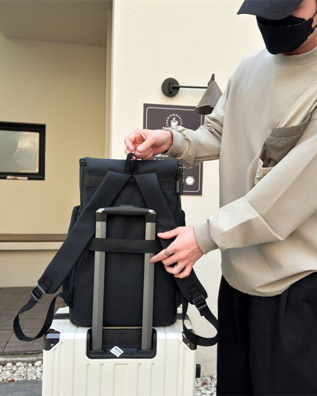 Casual Backpack – Padded Laptop Sleeve, Large Capacity & Travel-Friendly