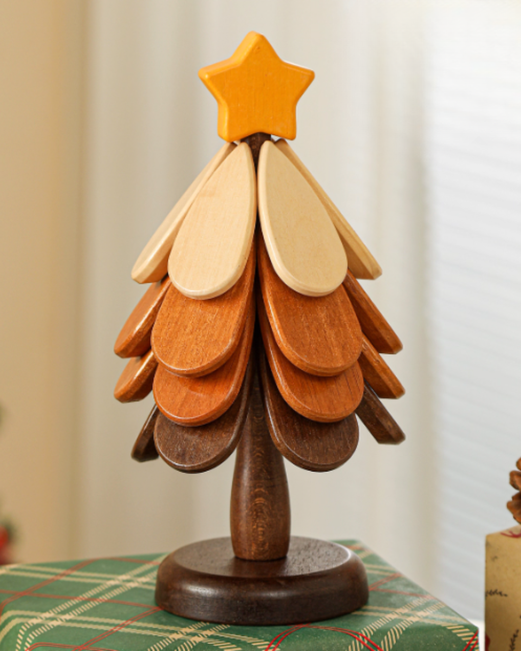 Solid Wood Christmas Tree Trivet & Coaster Set – Heat Resistant