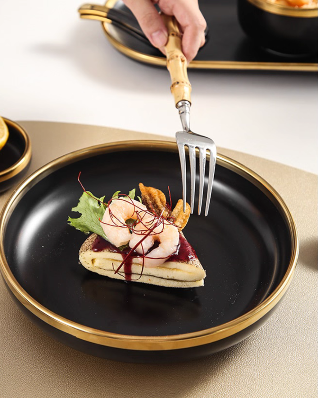 Nordic Matte Black Ceramic Dinnerware Set – Minimalist Gold-Trim Porcelain