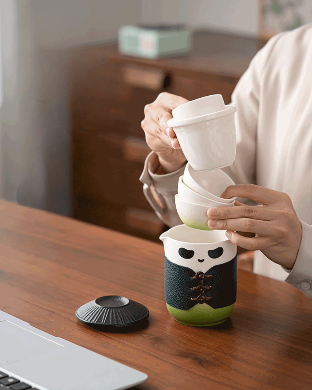 Panda Hero Tea Set – Compact Nested Design for Mindful Tea