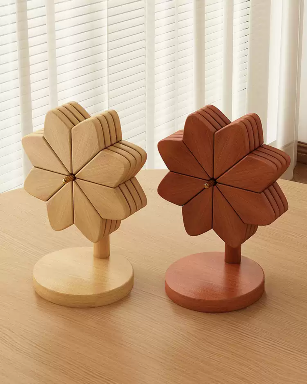 Windmill Bamboo Trivet & Heat-Resistant Table Mat