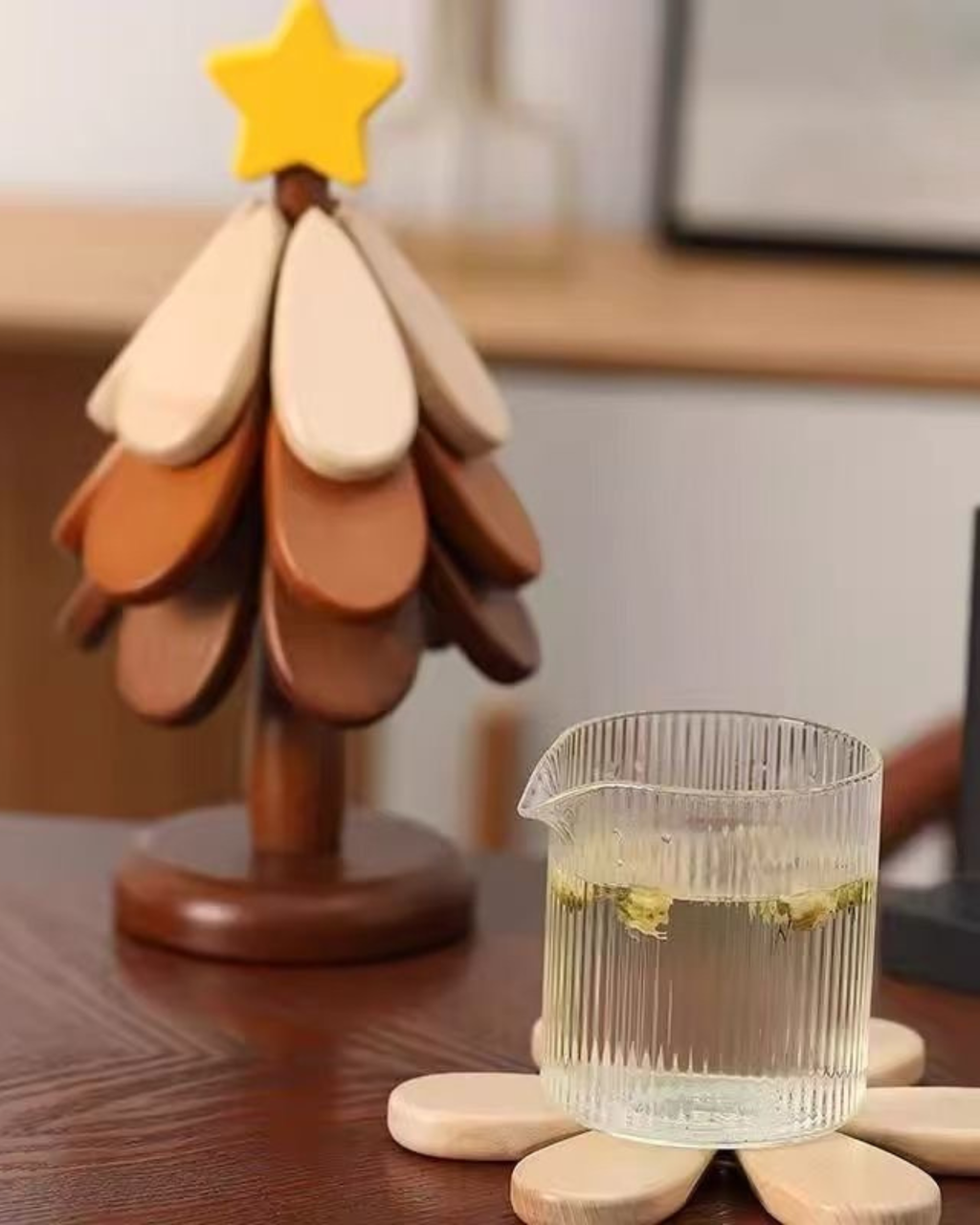 Solid Wood Christmas Tree Trivet & Coaster Set – Heat Resistant