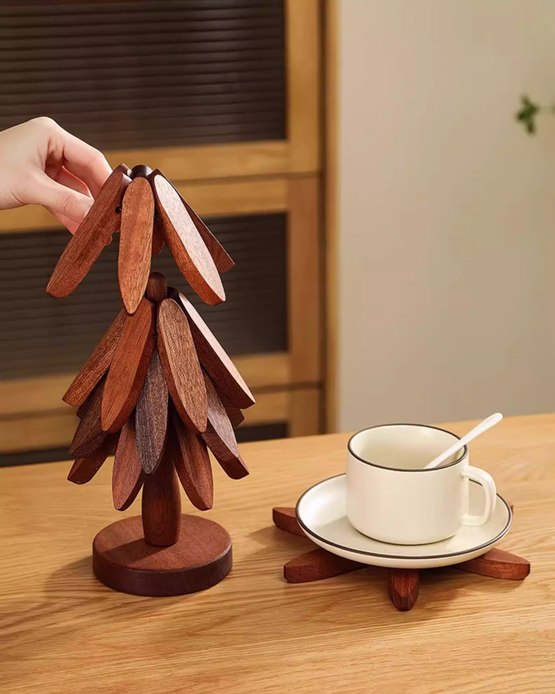 Natural Bamboo Tree Trivet Set – Stylish, Functional & Easy to Store