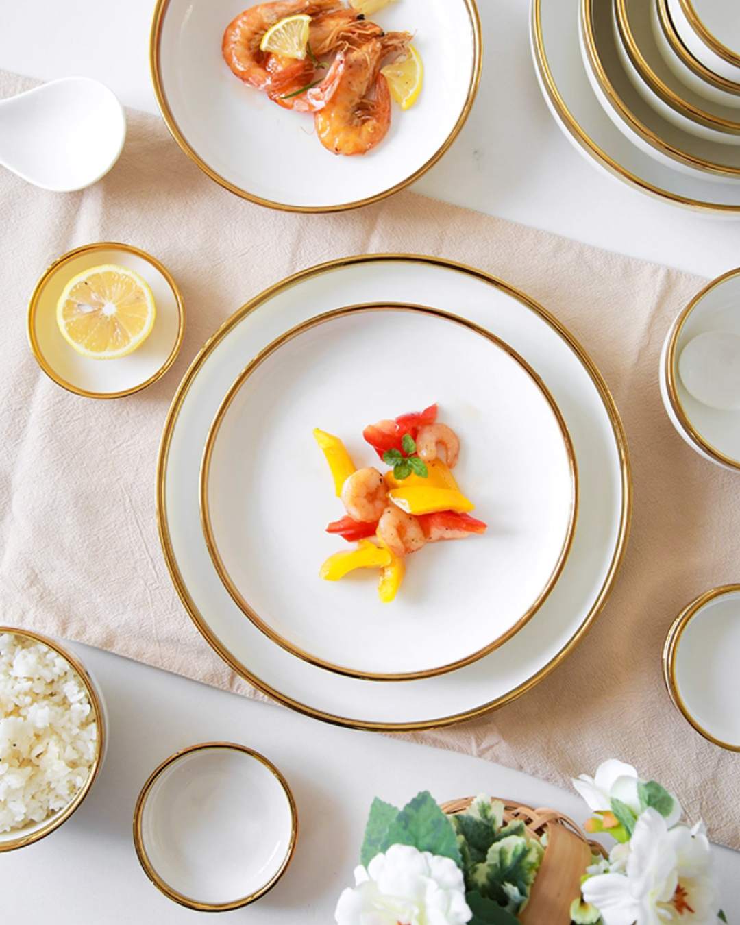 Nordic Luxe Gold-Trim Dinnerware Set – Minimalist Porcelain for Home