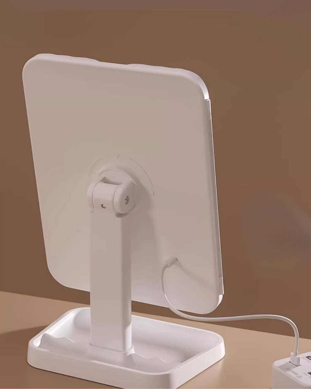 LED Makeup Mirror – 4K HD, Adjustable Lighting & Foldable Design