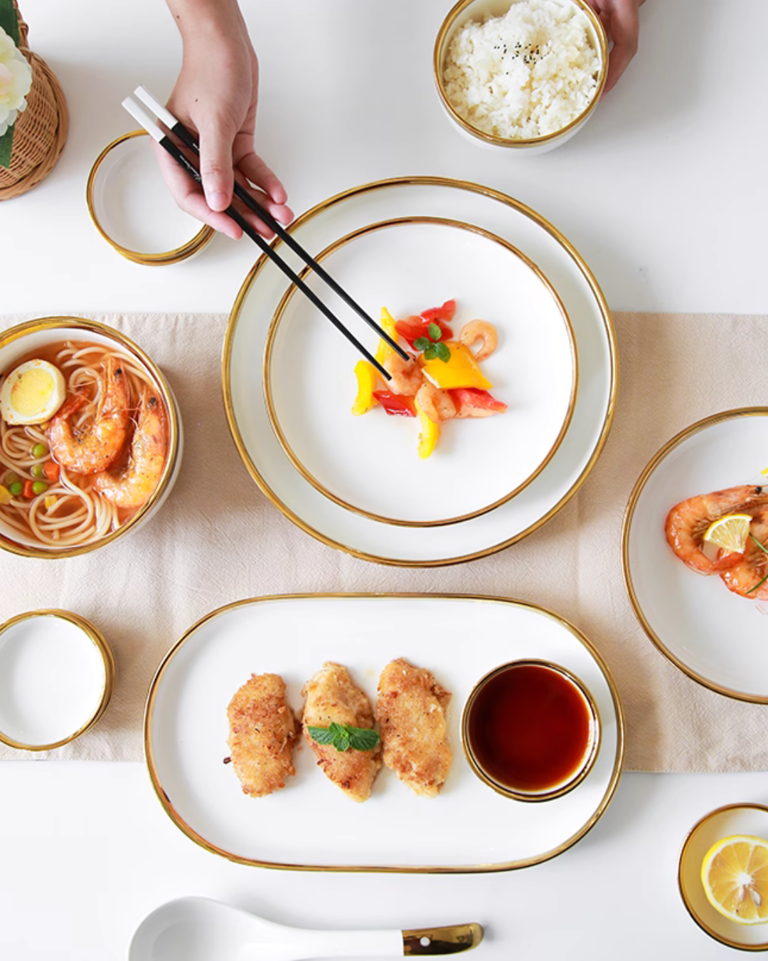 Nordic Luxe Gold-Trim Dinnerware Set – Minimalist Porcelain for Home